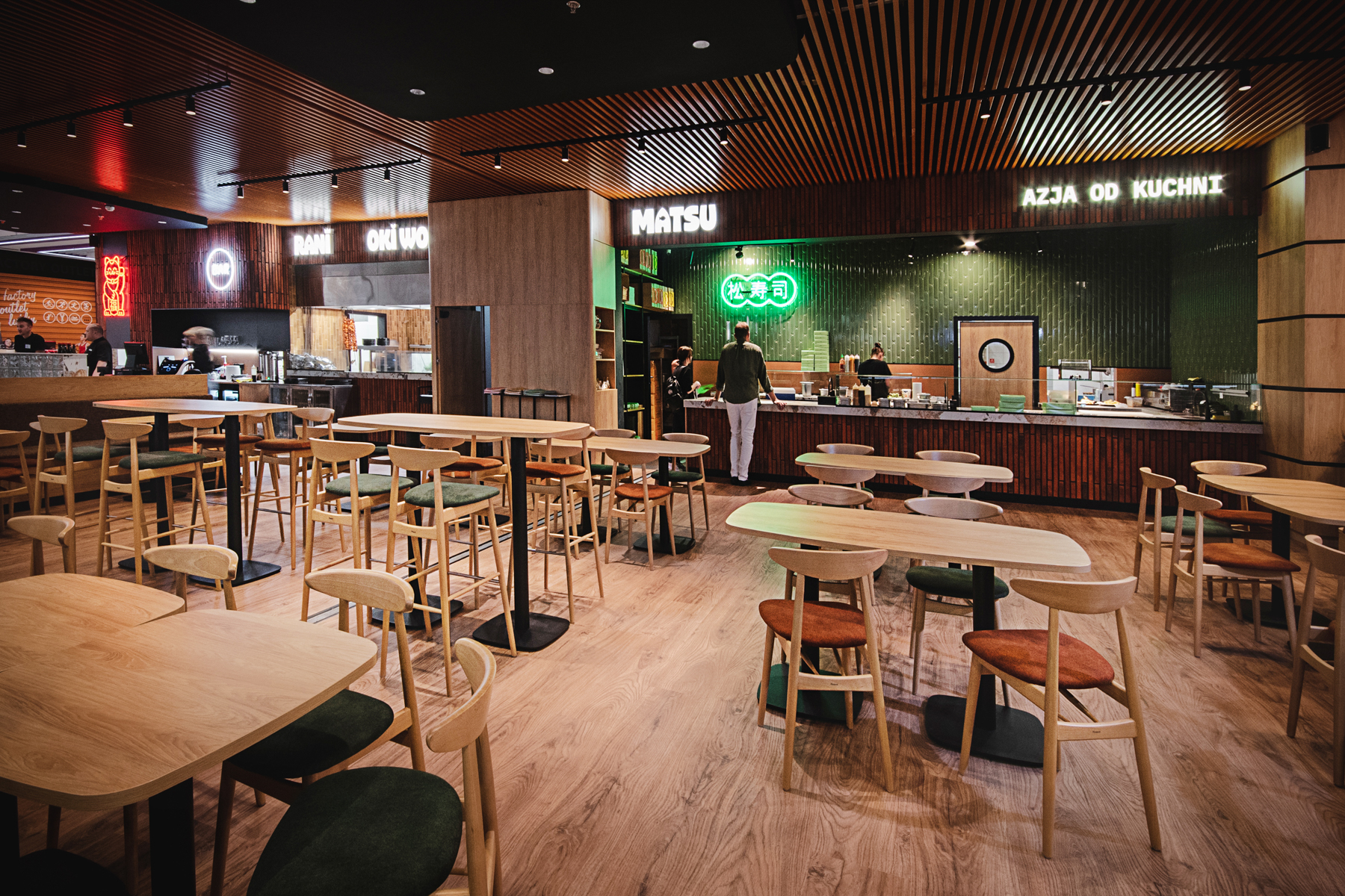 Wide shot of the restaurant